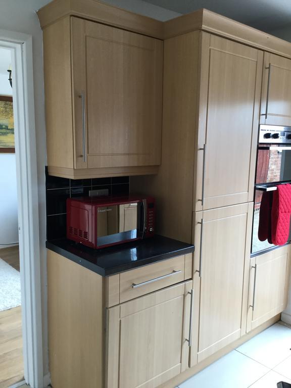 Villa 4 Bed House Next To Basildon Town Centre Exterior foto
